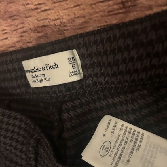 Abercrombie Houndstooth Split Leg Pants -size 28 or 6 The Ultra High Rise Skinny - Picture 8 of 8